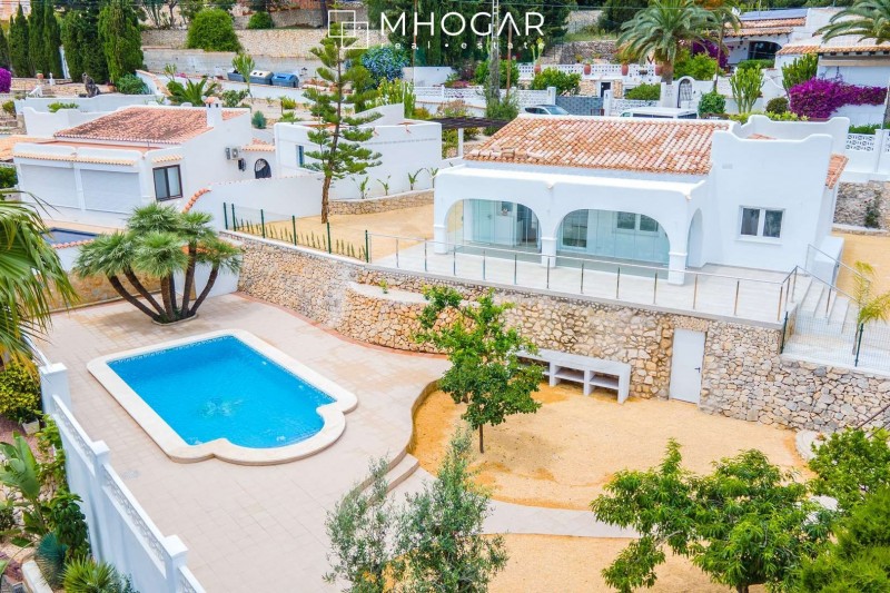 Calpe - Beautiful Mediterranean-style villa with sea views, for sale!